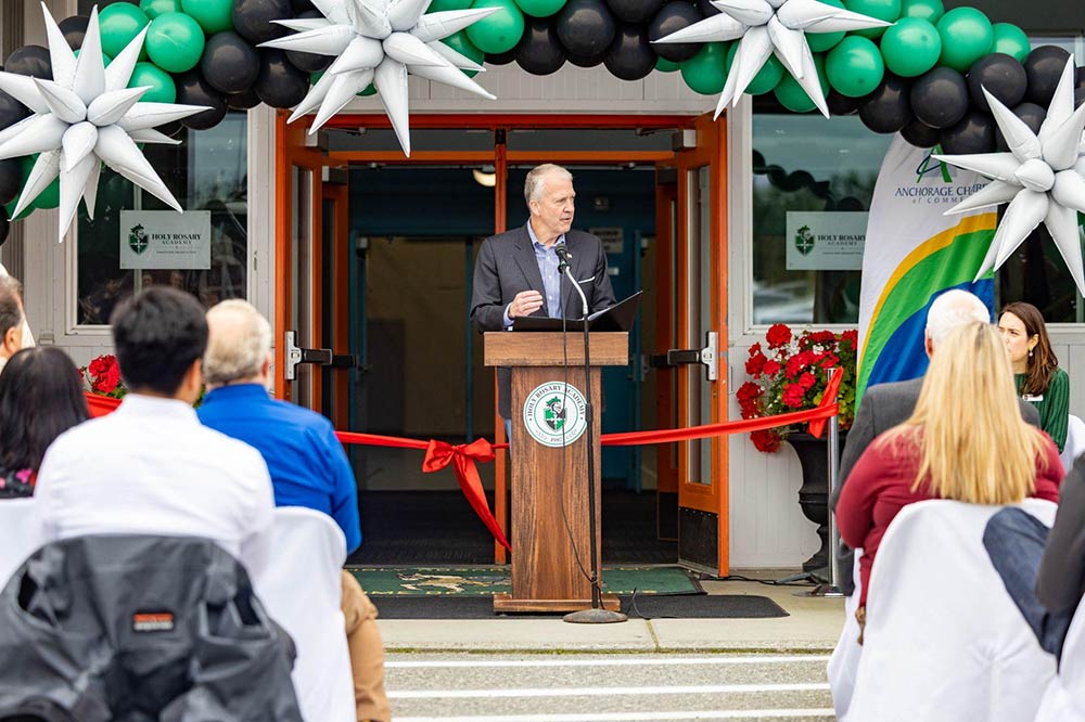 Holy Rosary Academy, Formed in Faith, Educated for Truth, pre-kindergarten classes, elementary classes, middle school classes, high school classes, education, catholic school